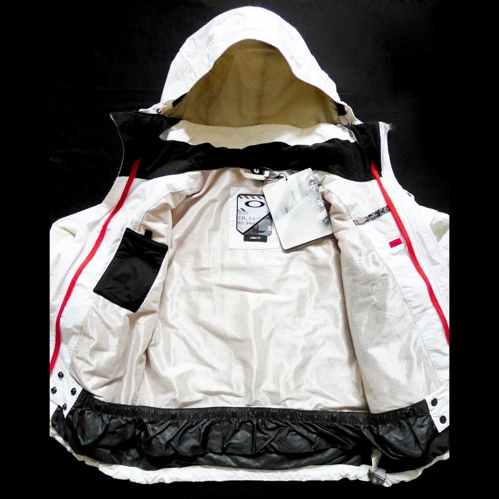 NEW WITH TAG Oakley Winter Sports Snowboarding Ski Straight Jacket Small - Picture 4 of 13